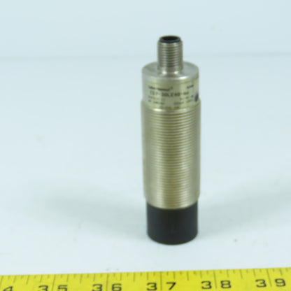 Eaton Cutler Hammer E57-30LE40-AA Inductive Proximity Sensor Series E1 20-250VAC