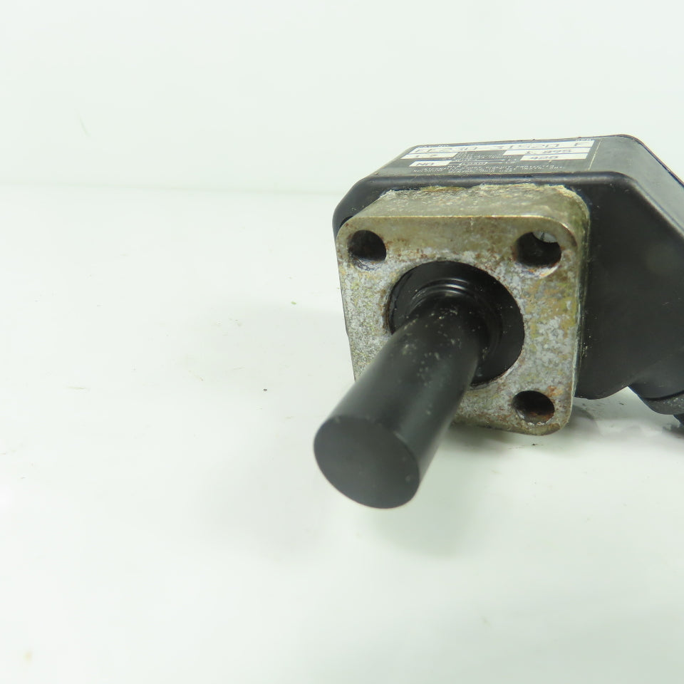 Namco EE230-31520 Proximity Sensor Ser F 20-230V 3000PSI