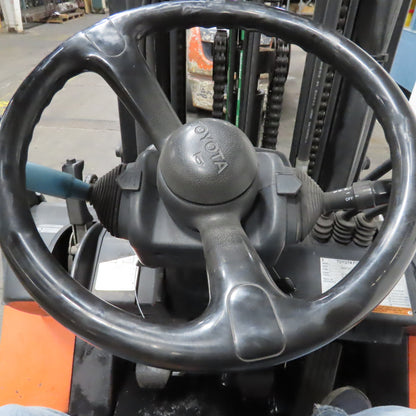 Toyota 7FGCU35 8000Lbs Cap LP Gas Forklift 3 Stage 187" Lift 11k Hours 60" Forks