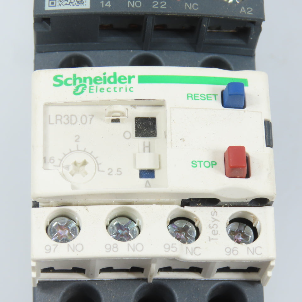 Schneider LC1D09M7 600VAC Contactor 7.5HP 220V Coil W/ LR3D07 Overload 1.6-2.5A