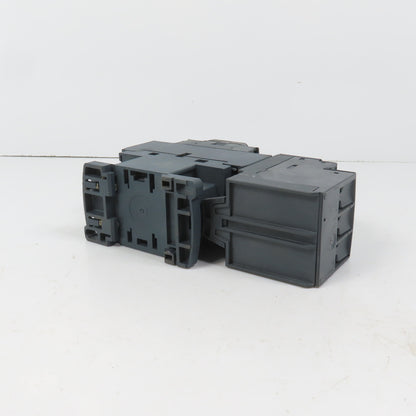 Schneider LC1D32M7 600VAC Contactor 25HP 220V Coil W/ LR3D32 Overload 23-32A