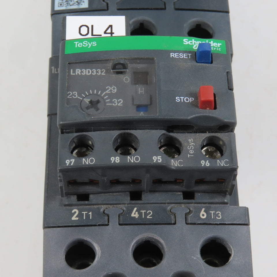 Schneider LC1D40AM7 600VAC Contactor 30HP 220V Coil W/ LR3D332 Overload 23-32A