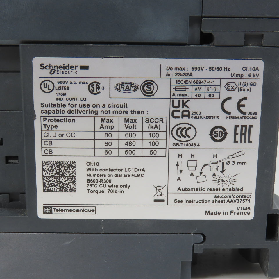 Schneider LC1D40AM7 600VAC Contactor 30HP 220V Coil W/ LR3D332 Overload 23-32A