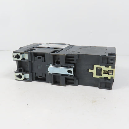 Schneider LC1D40AM7 600VAC Contactor 30HP 220V Coil W/ LR3D332 Overload 23-32A