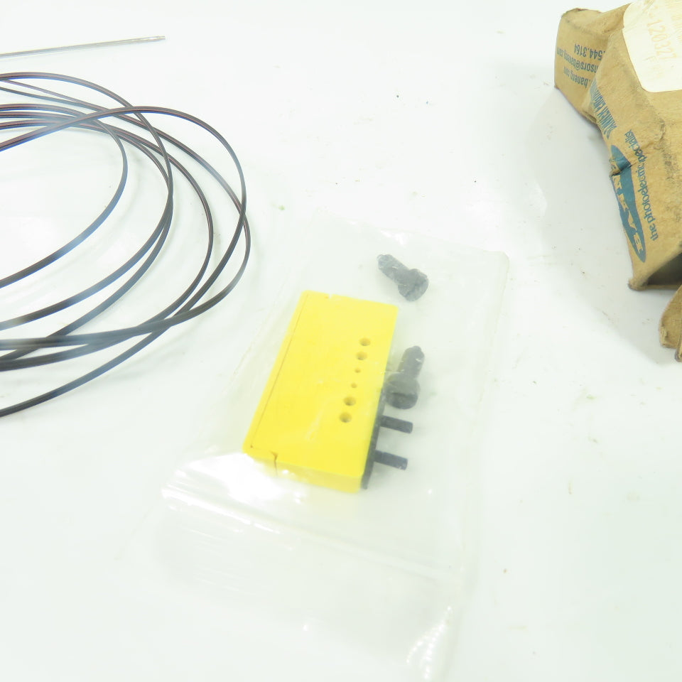 Banner 39116 PBPF26UMB Plastic Fiber Diffuse Reflective NEW