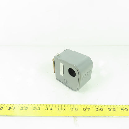 Johnson Controls P61AS-1 Pressure Switch 120/240VAC 32VDC