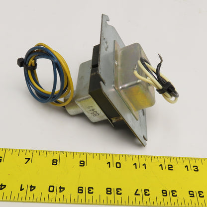Honeywell AT72D 1048 2 120V 50/60Hz Transformer 24V Secondary 38VA