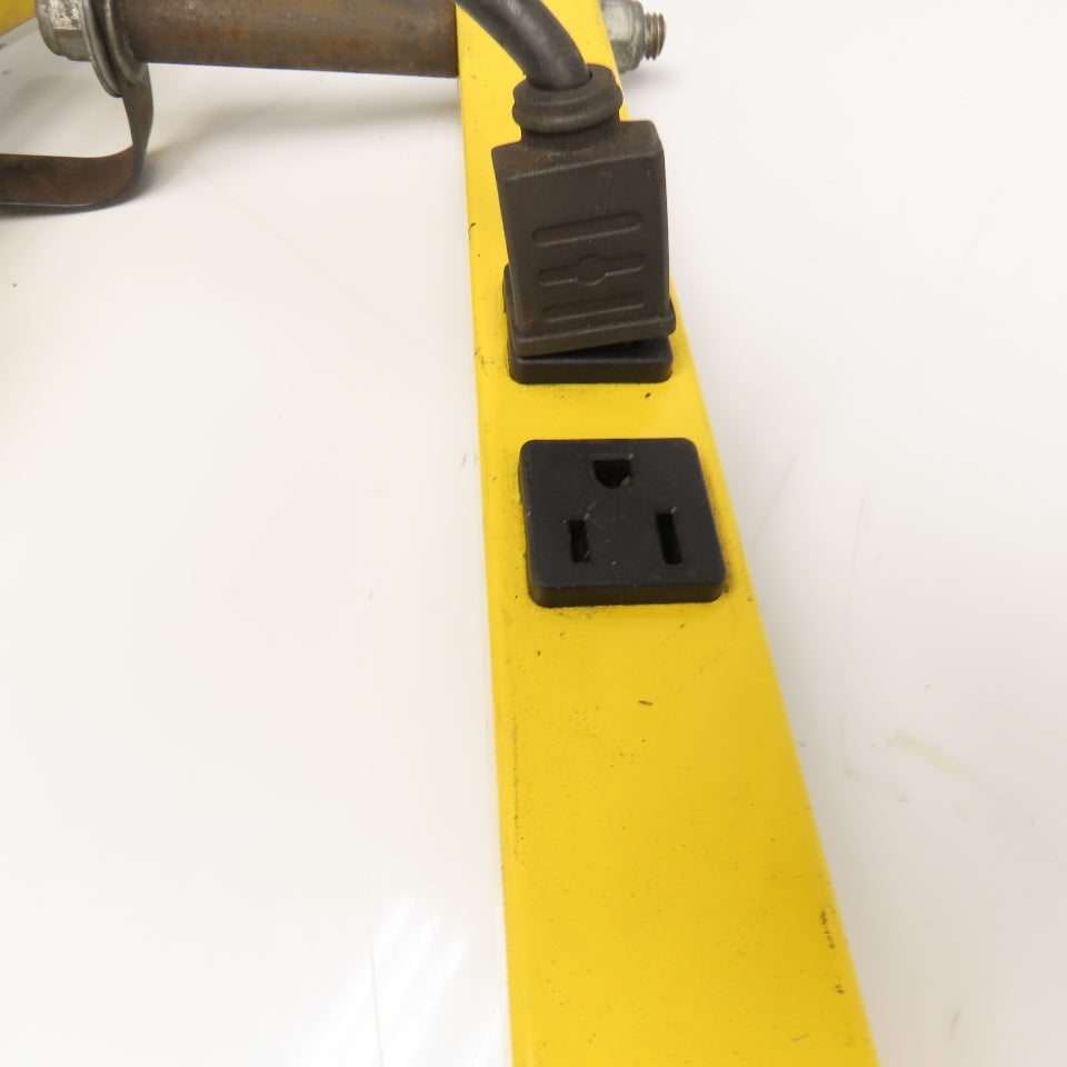 Fostoria DKL-24-A 120V Dock Work Light 25" Mount Bracket