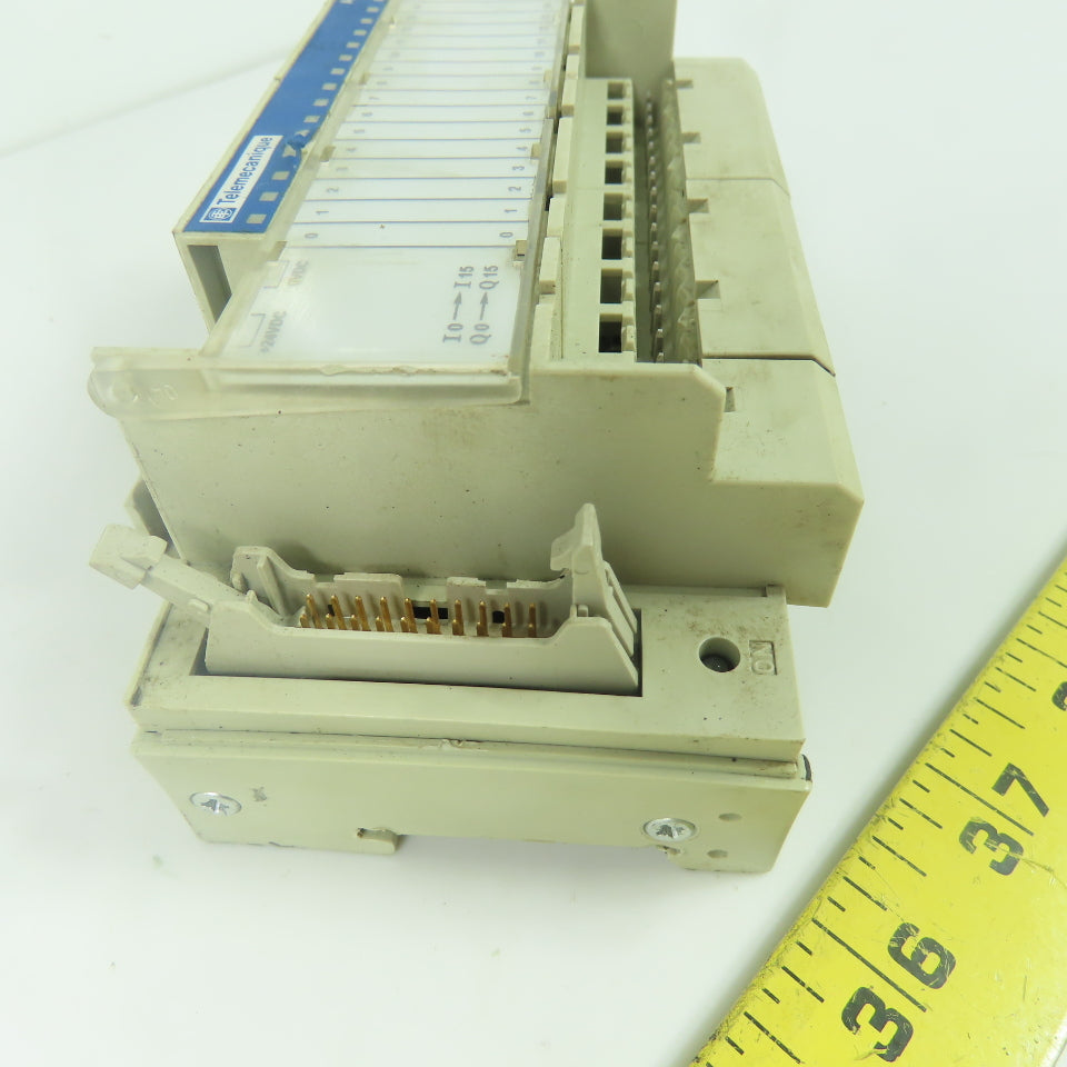Telemecanique ABE7-R16S111 16-Channel Output Relay Base 24VDC