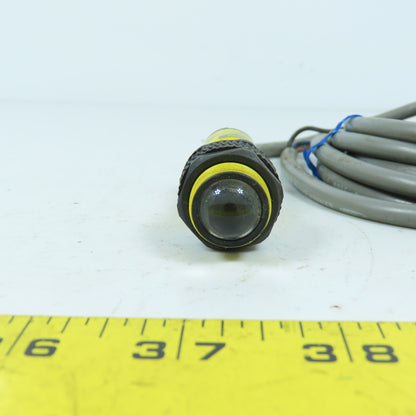 Banner S186ELD 18mm Plastic Threaded Barrel Laser Emitter