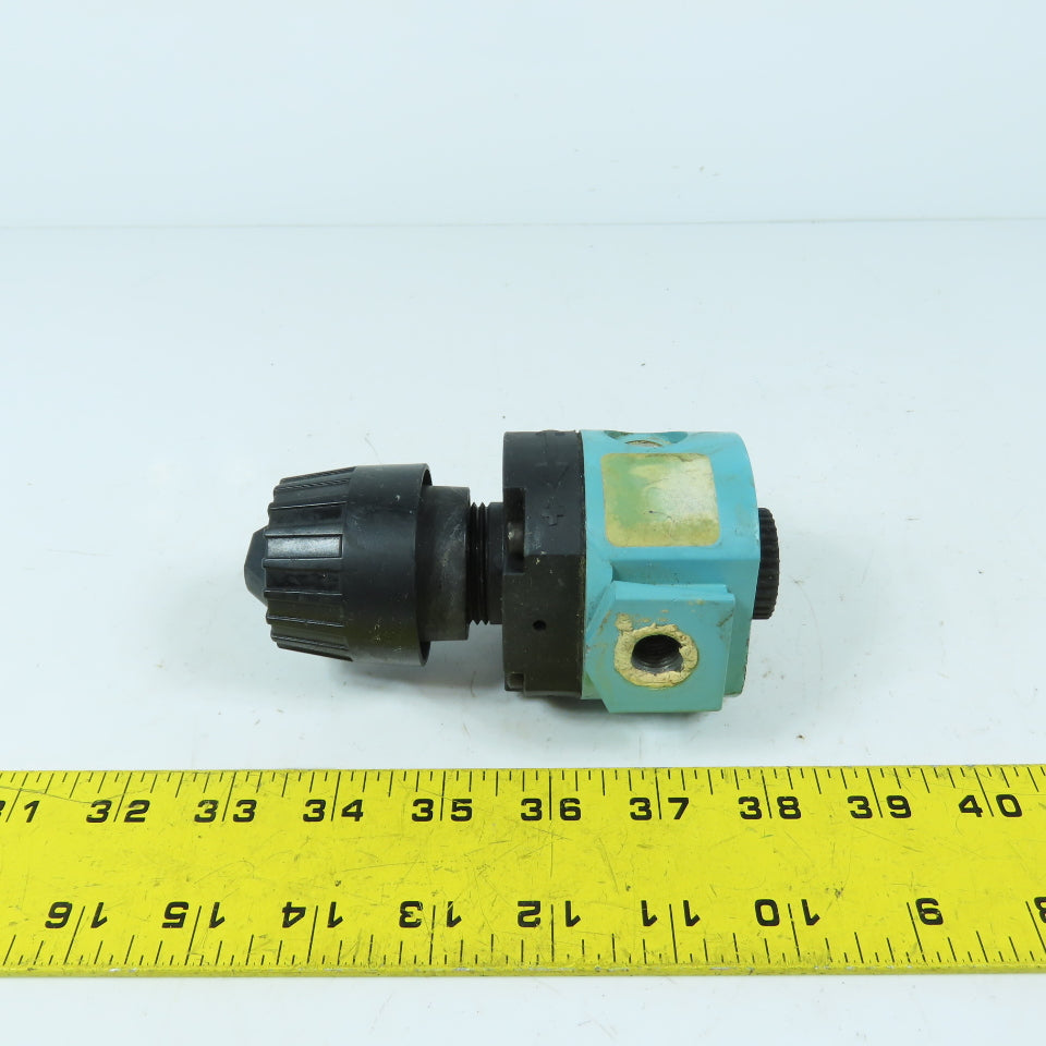 Wilkerson R16-02-000 Compressed Air Pneumatic Regulator 1/4"