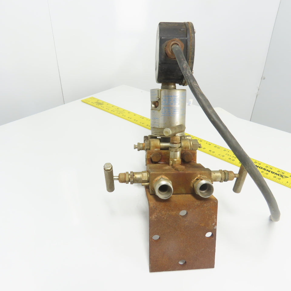 Gould PD3000-200 Flow Pressure Transmitter 30VDCW/ M4TVS Stainless Steel Valve
