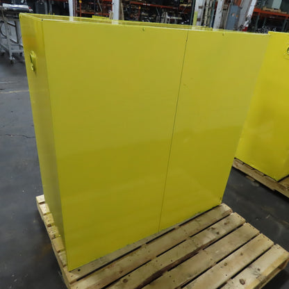 Justrite 25300 30 Gal Flammable Liquid Storage Cabinet 2 Shelf 43" x 18" x 44"