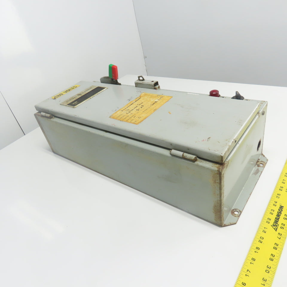 General Electric CR308 Size 0, 1 Combination Starter Disconnect 30A 600V Fused