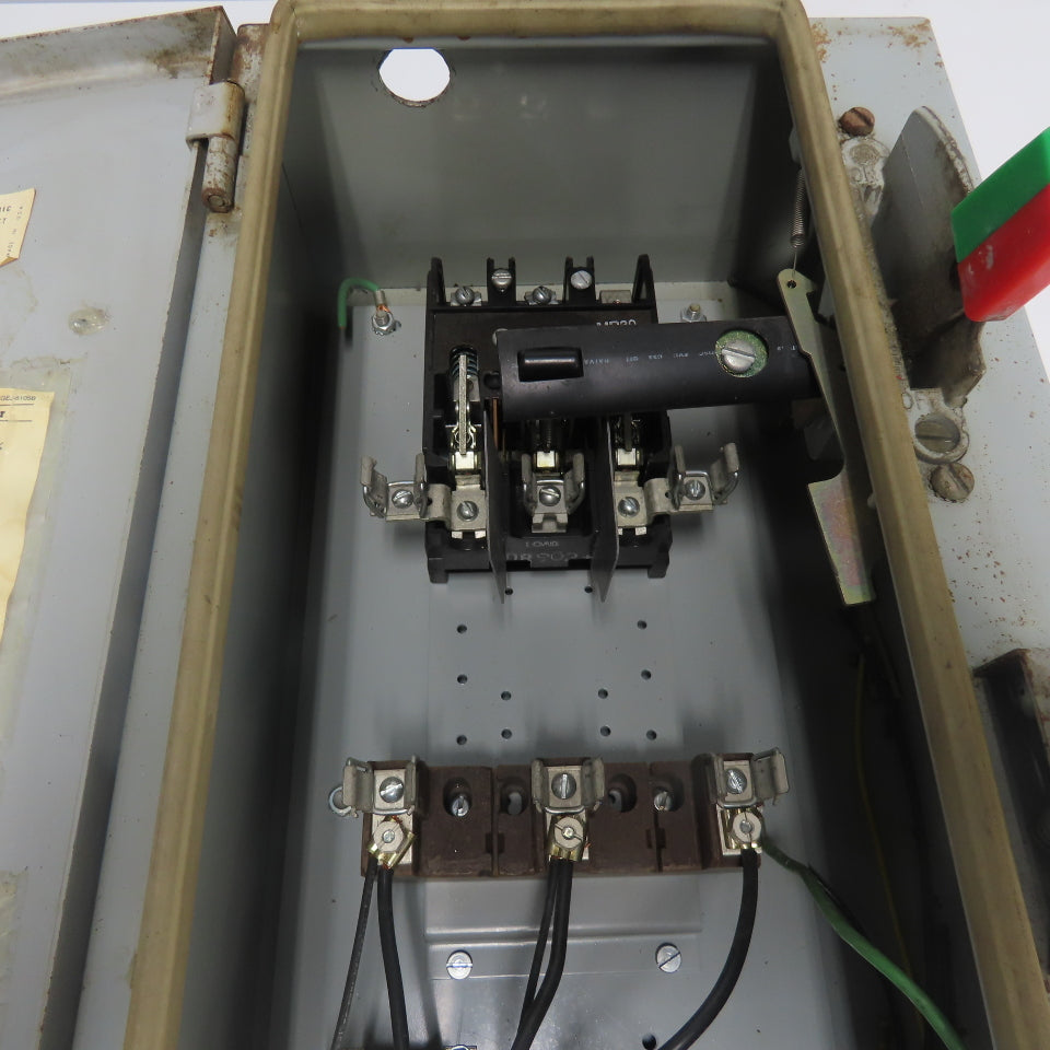 General Electric CR308 Size 0, 1 Combination Starter Disconnect 30A 600V Fused