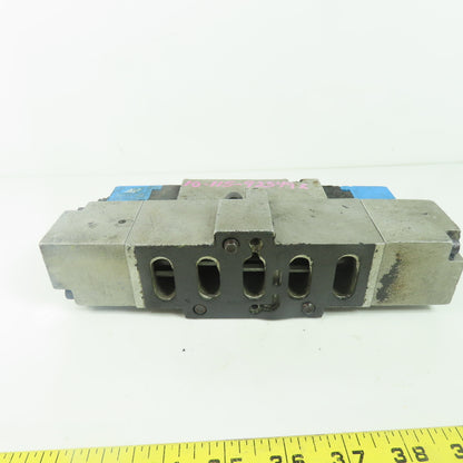 Automatic Valve 413B67S3S3-DB7 Pneumatic Directional Solenoid Valve 24V 150PSIG