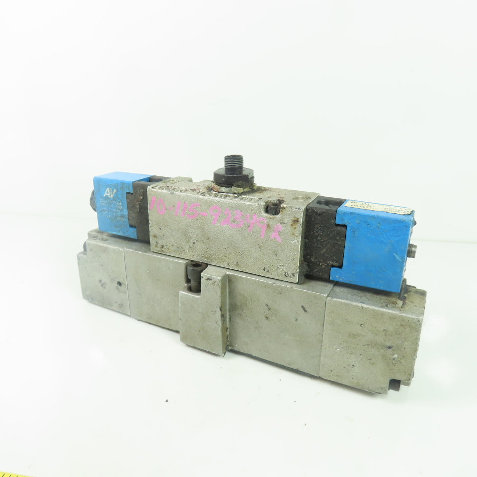 Automatic Valve 413B67S3S3-DB7 Pneumatic Directional Solenoid Valve 24V 150PSIG