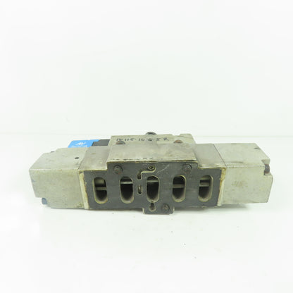 Automatic Valve 407B67S31C-DB7 Pneumatic Directional Solenoid Valve 24V 150PSIG