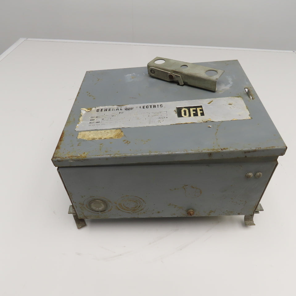 General Electric Flex-A-Plug 30A 480V 3 Pole Fusible Bus Plug