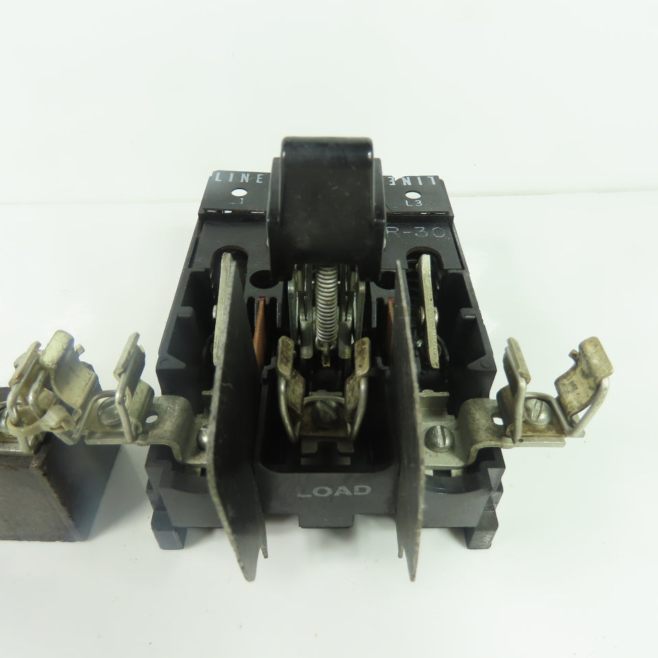 General Electric THMS31 MOD 2 QMR Disconnect Switch 3 Pole MR30