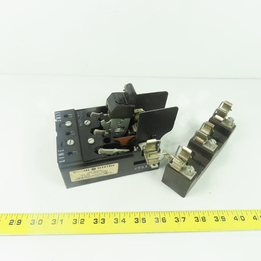 General Electric THMS31 MOD 2 QMR Disconnect Switch 3 Pole MR30