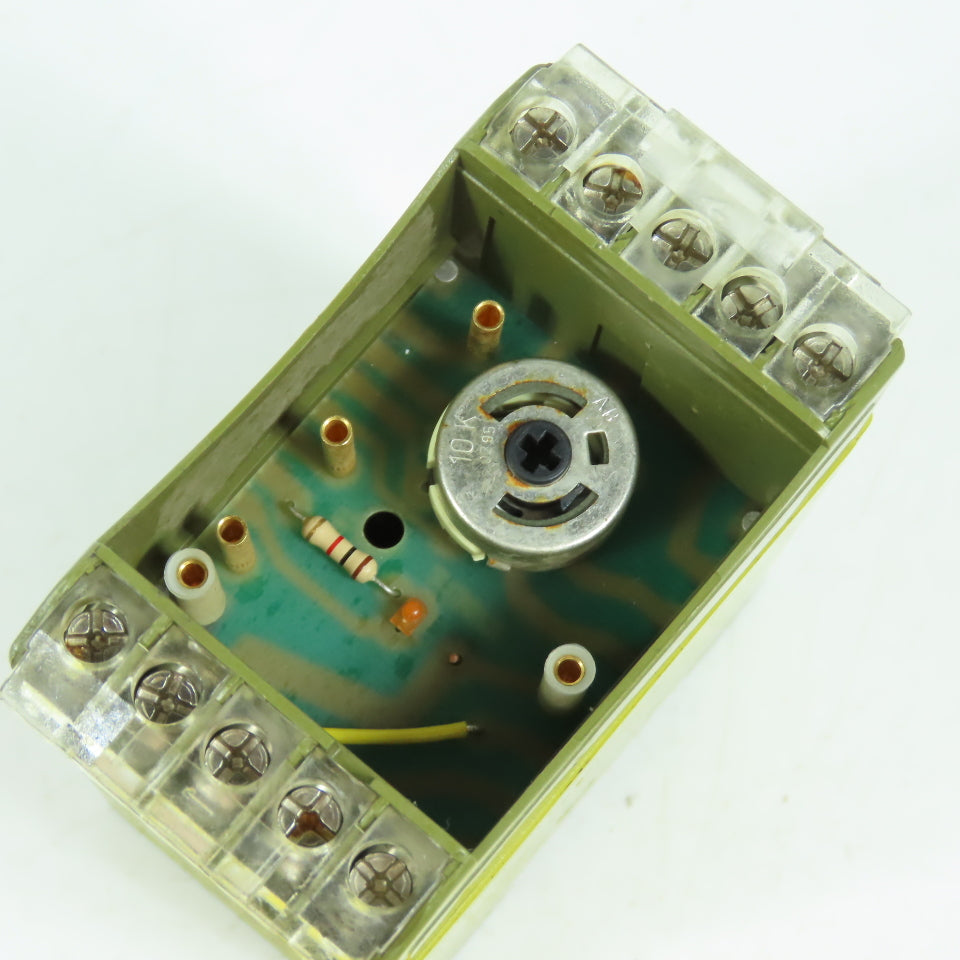 Pilz P1I-1NB Safety Relay 115/250VAC 3.5VA 8A 50/60HZ (No Cover)