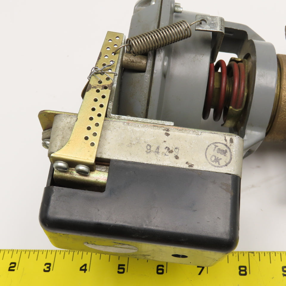 Johnson Controls V-3754-1027 1" Bronze Cage Trim Valve V-3000-1 Actuator