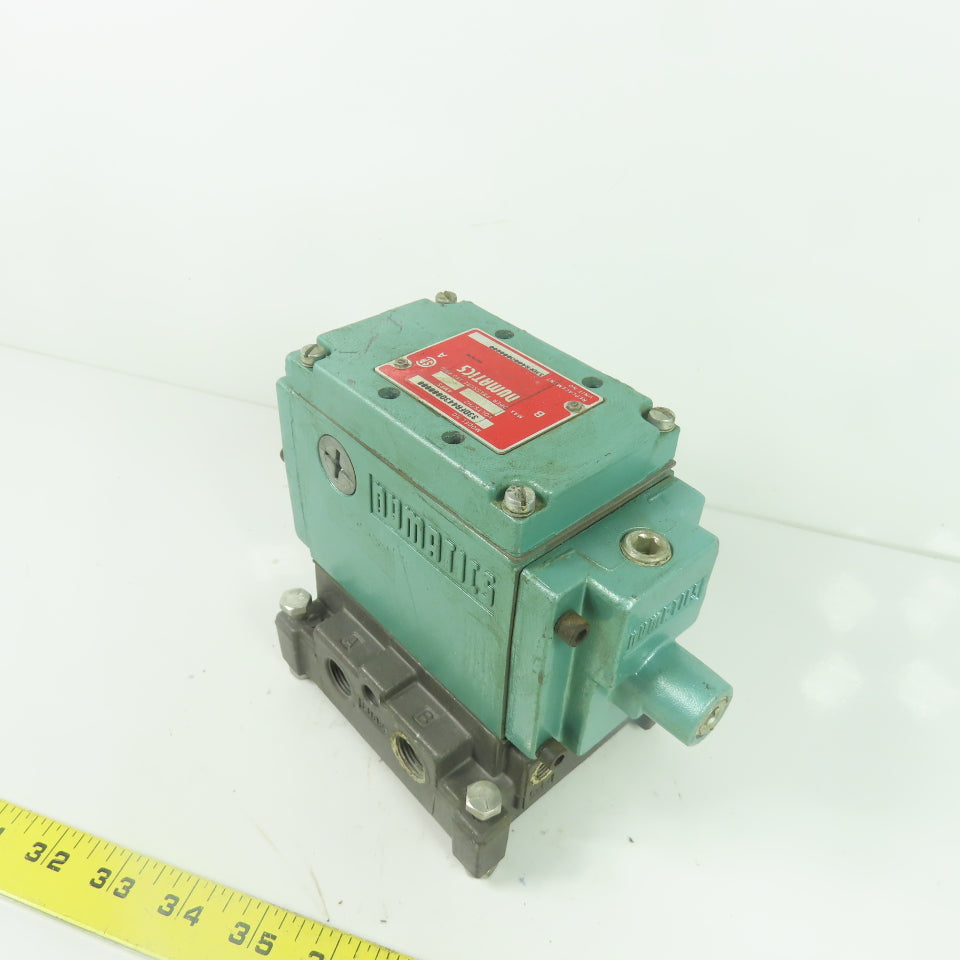 Numatics 33DFR443O000000 Pneumatic Solenoid Valve 150PSIG W/ Manifold base