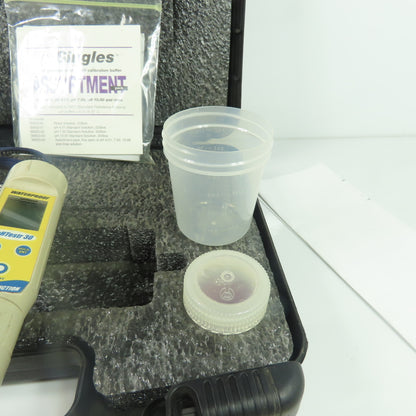 Oakton WD-35634-90 Waterproof pHTestr 30 Tester Kit