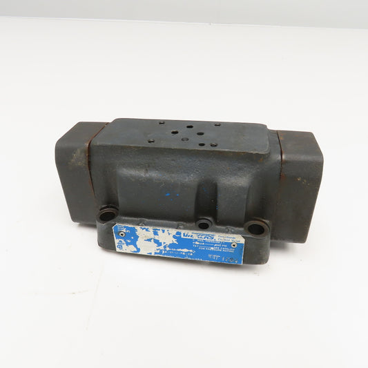 Vickers DG4V-3S-2A-M-U-H6-60 Hydraulic Directional Control Valve