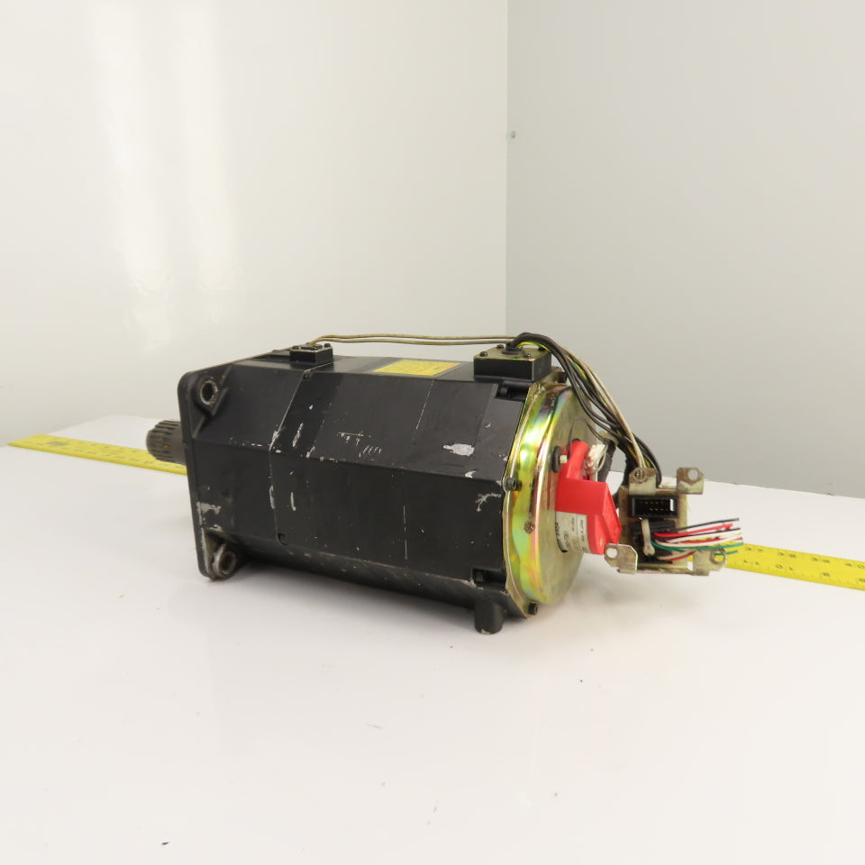 Fanuc A06B-0142-B675#0003 2.1kW AC Servo Motor 186V 2000RPM Parts/Repair