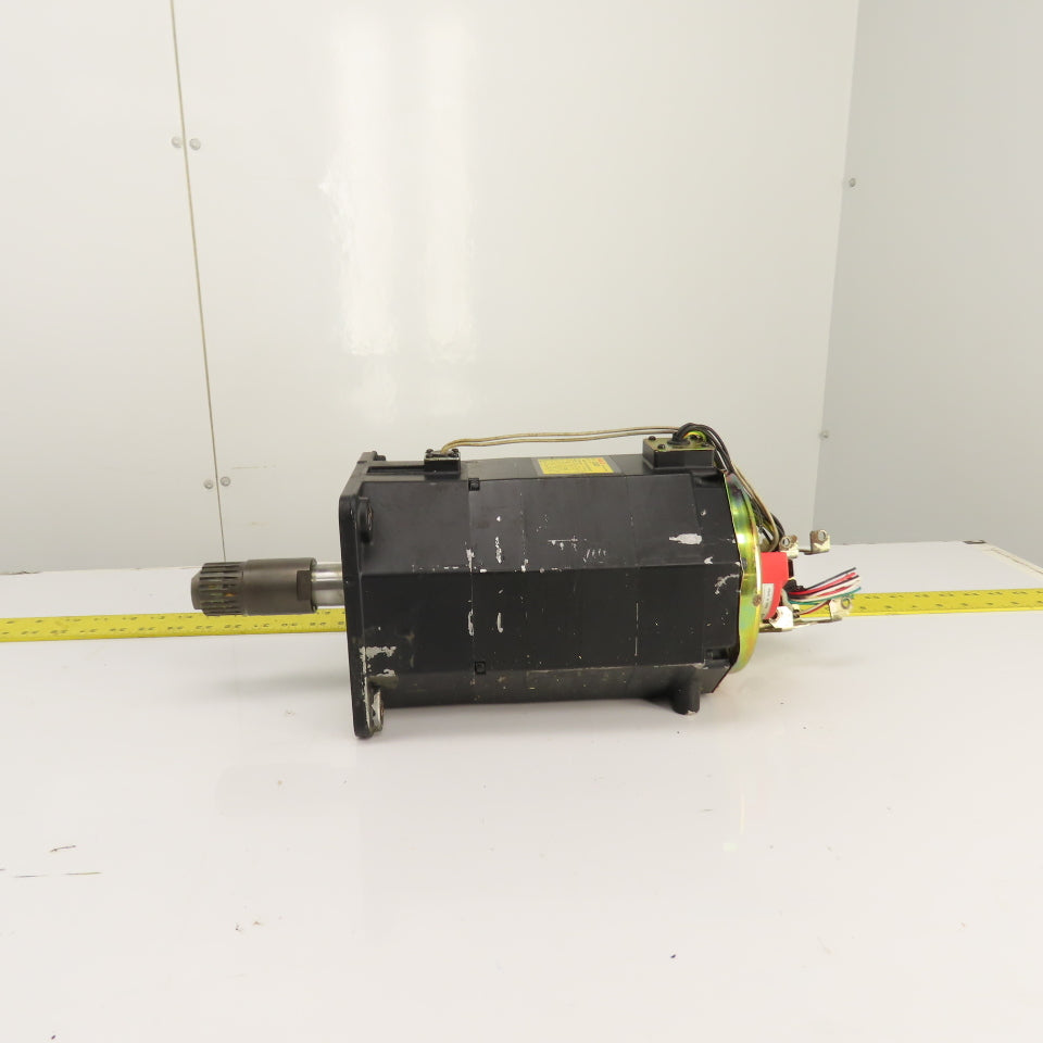 Fanuc A06B-0142-B675#0003 2.1kW AC Servo Motor 186V 2000RPM Parts/Repair
