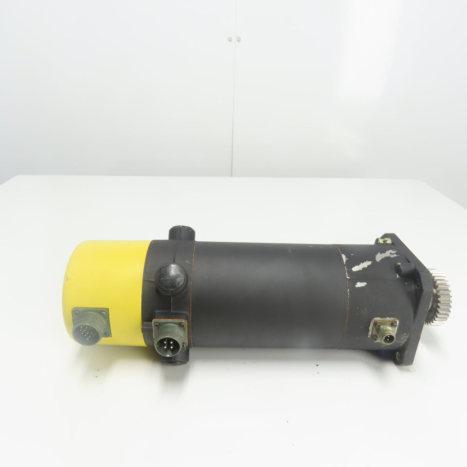 Fanuc A06B-0642-B211 5.9Nm DC Servo Motor 151VDC 2000RPM