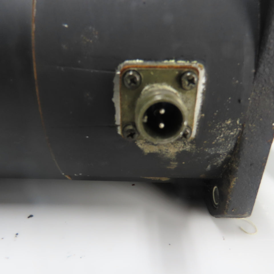 Fanuc A06B-0642-B211 5.9Nm DC Servo Motor 151VDC 2000RPM