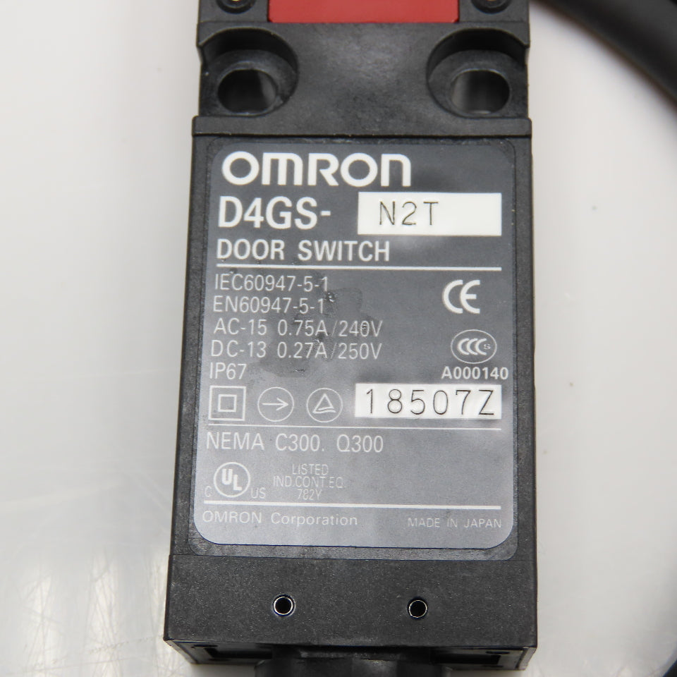 Omron D4GS-N2T Door Switch Interlock 240VAC 250VDC