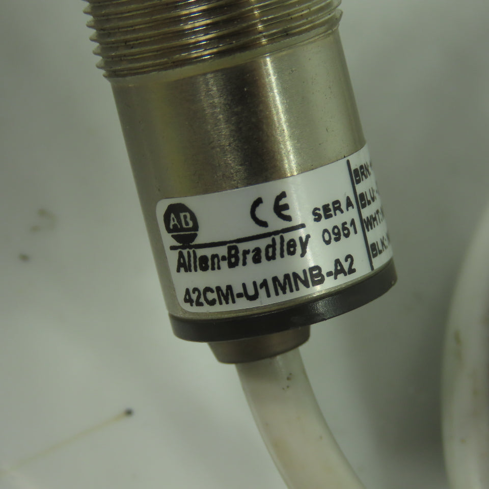 Allen Bradley 42CM-U1MNB-A2 Ser A Metal Photoelectric Sensor 10-30VDC