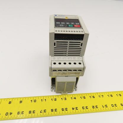 Allen Bradley 160-BA03NPS1 FRN: 7.06 1Hp 460V 3Ph Speed Controller