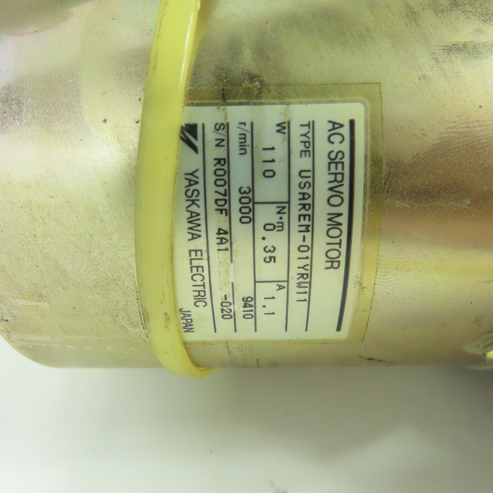 Yaskawa USAREM-01YRW11 0.35Nm AC Servo Motor 1.1A 110W 3000RPM