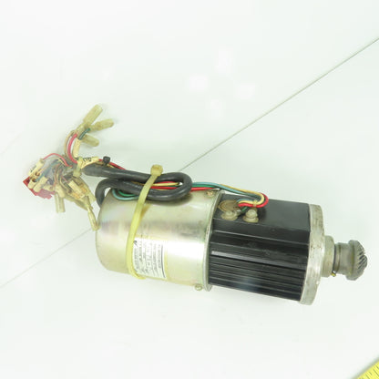 Yaskawa USAREM-01YRW11 0.35Nm AC Servo Motor 1.1A 110W 3000RPM