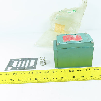 Numatics 33SAD441A 33SAD400A Pneumatic Solenoid Control Valve 115V 150PSIG New