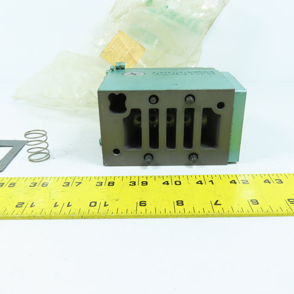 Numatics 33SAD441A 33SAD400A Pneumatic Solenoid Control Valve 115V 150PSIG New