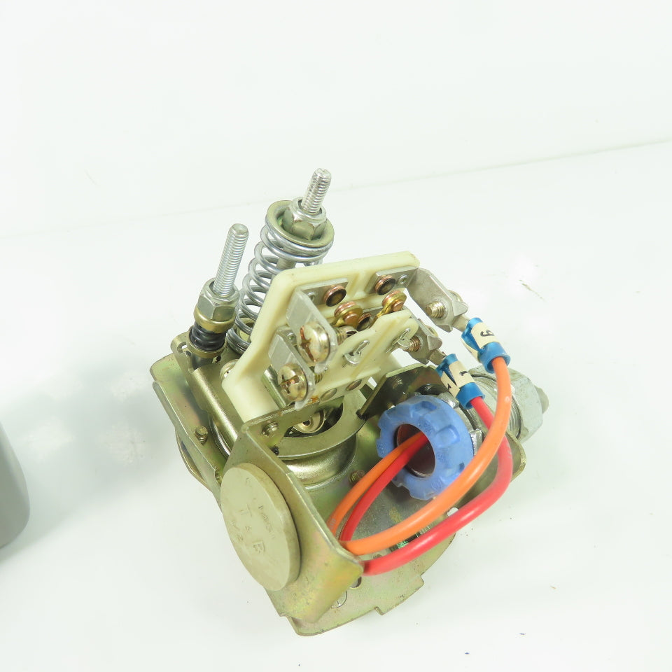 Square D 9013FRQ 2 Pressure Switch Ser A 20-40PSI 115/230V