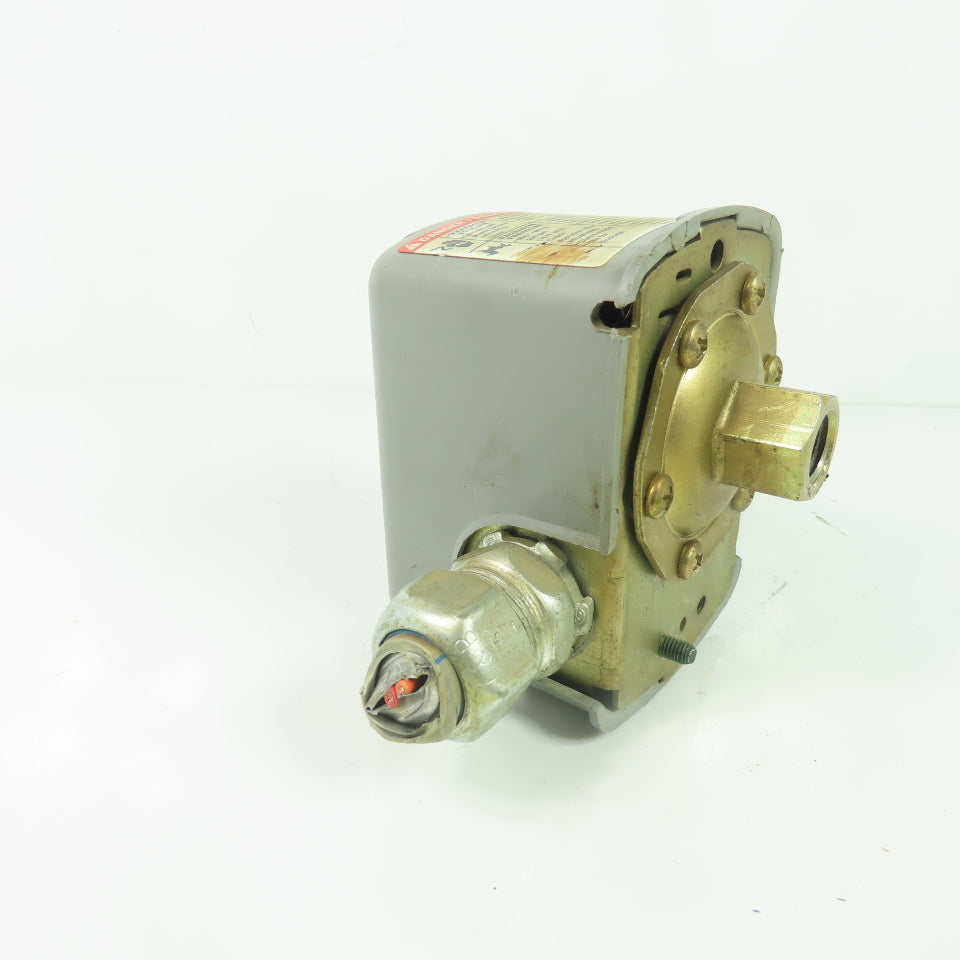 Square D 9013FRQ 2 Pressure Switch Ser A 20-40PSI 115/230V
