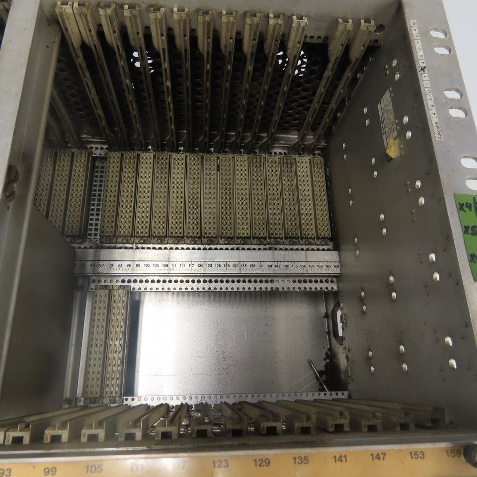 Siemens BGT 210-3/220V PLC Chassis Rack 6AA 5185-2AA70