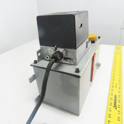 SKF MKU11-KW2-J010 9.5L Lubricator Oil Pump 200V 50/60Hz