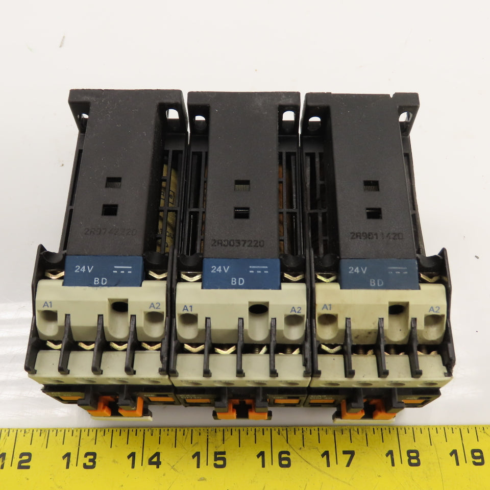 Telemecanique CA3 DN40 Contactor Relay 600VAC Max 24VDC Coil Lot Of 3