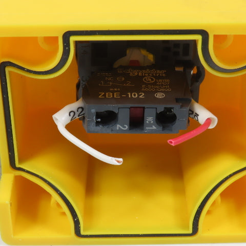 Schneider 600V Push Twist-Release Emergency Stop Button Switch W/ Enclosure