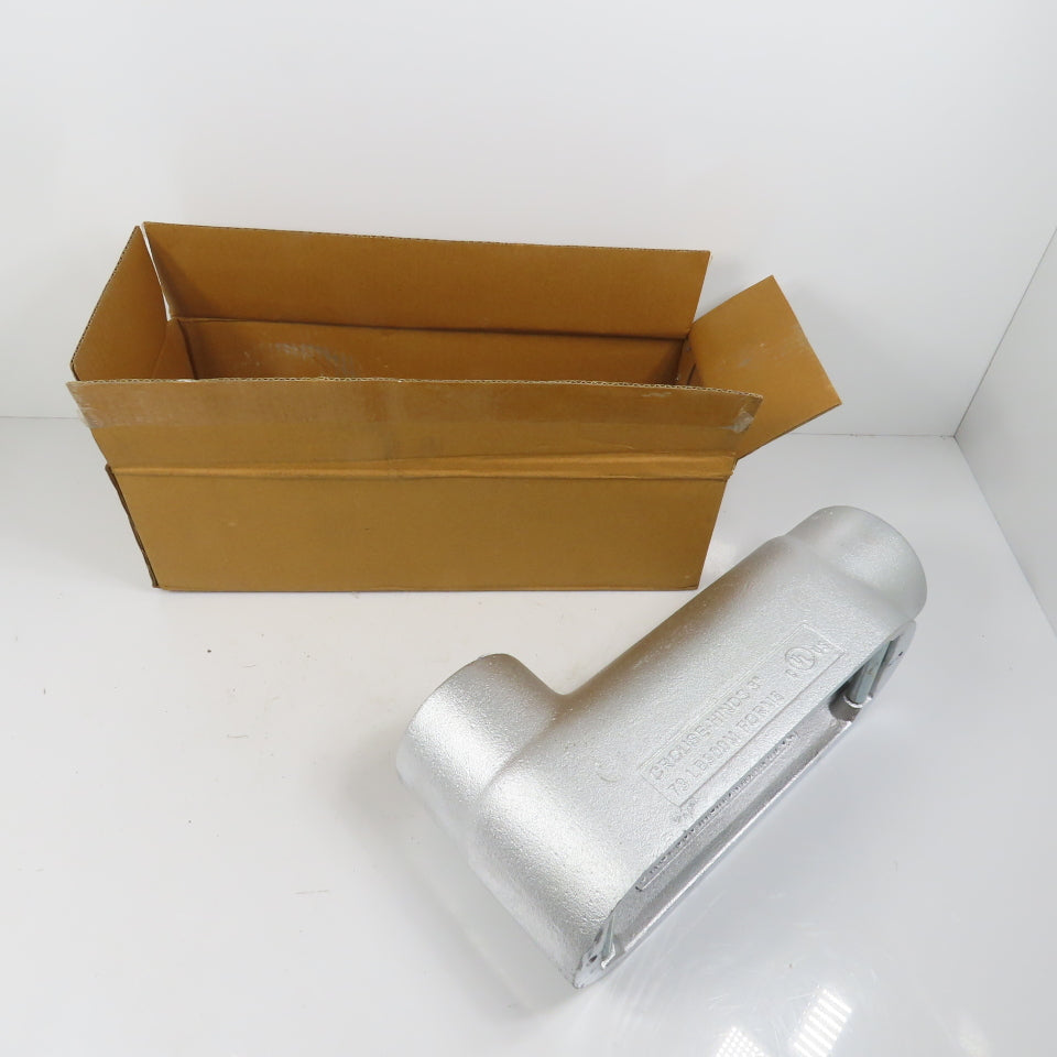Eaton Crouse-Hinds LB300M Metallic 3" Conduit LB Outlet Body Form 5 W/ Rollers