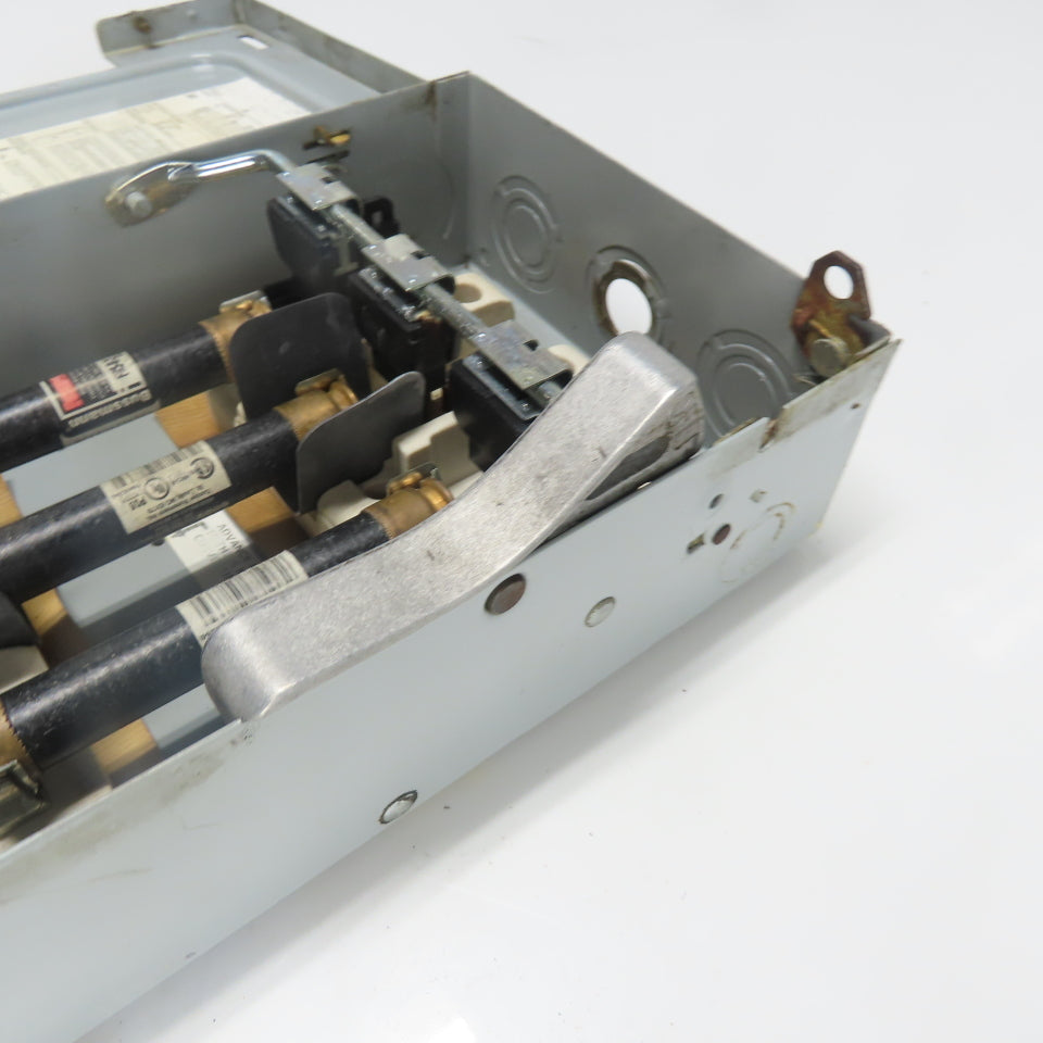 Siemens F351 Ser A 30A 600V 3P Fusible Safety Disconnect Switch 15Hp