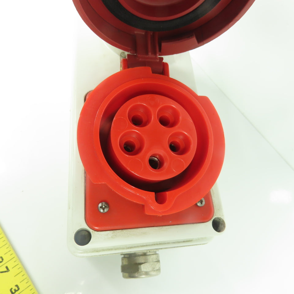 Gewiss GW 66 320 3-Pole Interlocked Socket Outlet 200-415V IP55
